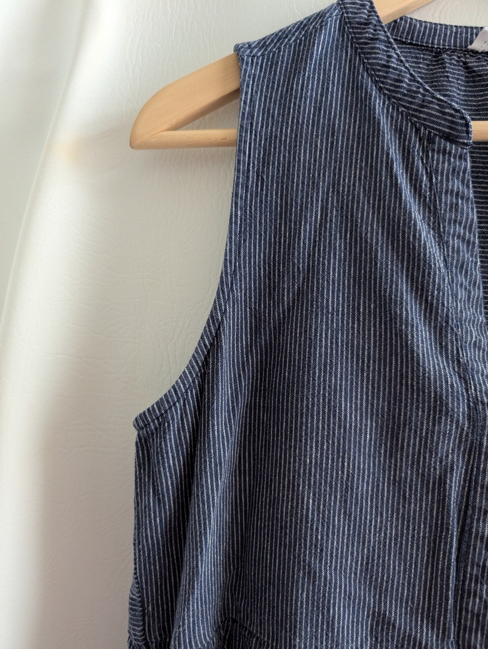 Carve Designs Nellie Linen Blend Blue and White Striped Sleeveless Dress - M - Picture 4 of 15